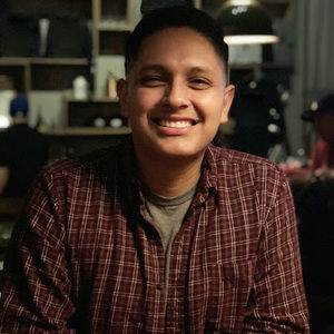 Meet your Posher, Luis